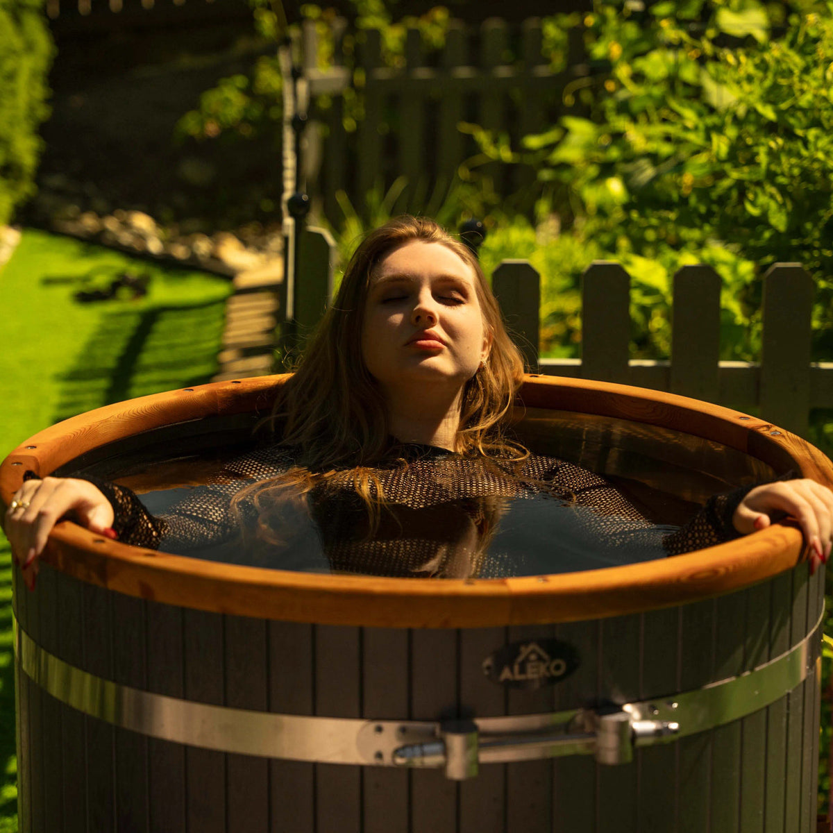 Lumina Outdoor Wooden Ice Bath Cold Plunge Tub | 118 Gallon Water Capacity | 37.5” x 33.25”